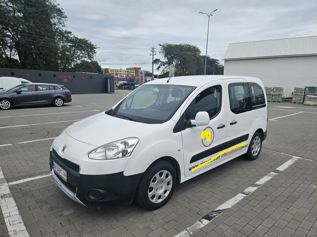 Фото 2012 Peugeot Partner