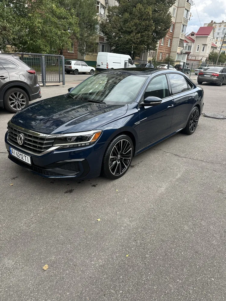 Фото 2020 Volkswagen Passat Sedan