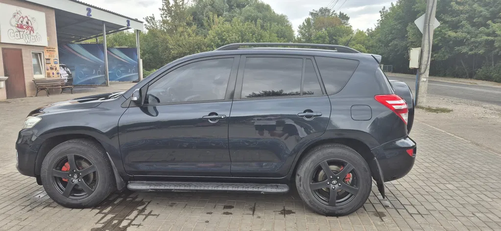 Фото 2010 Toyota RAV 4