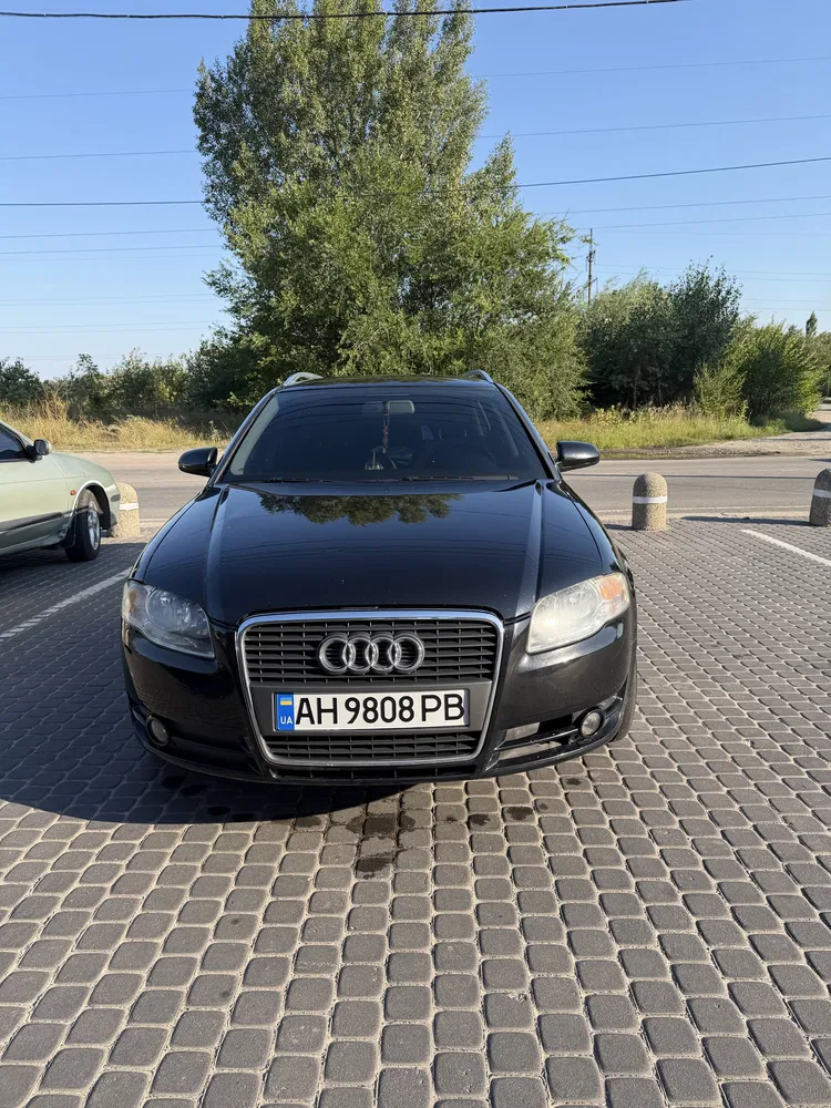 Фото 2005 Audi A4