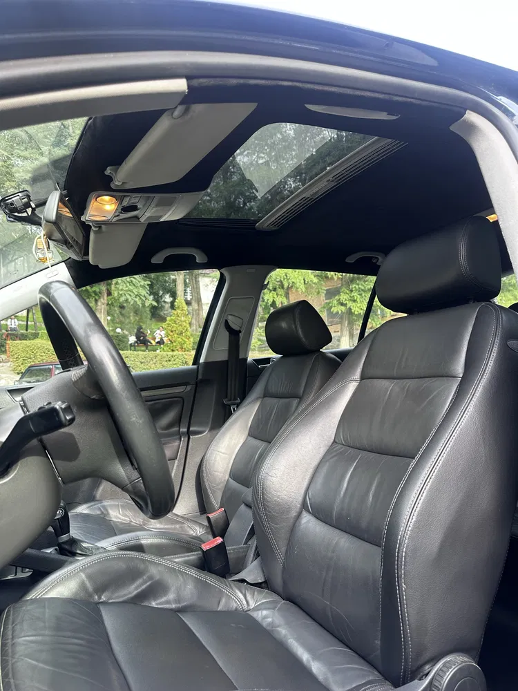 Фото 2005 Volkswagen Golf