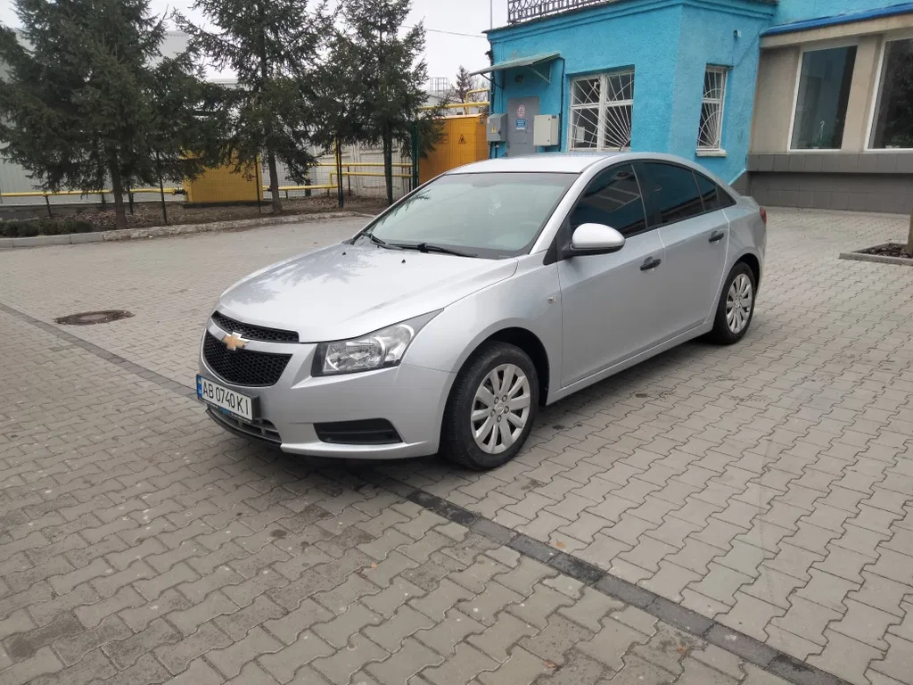 Фото 2009 Chevrolet Cruze