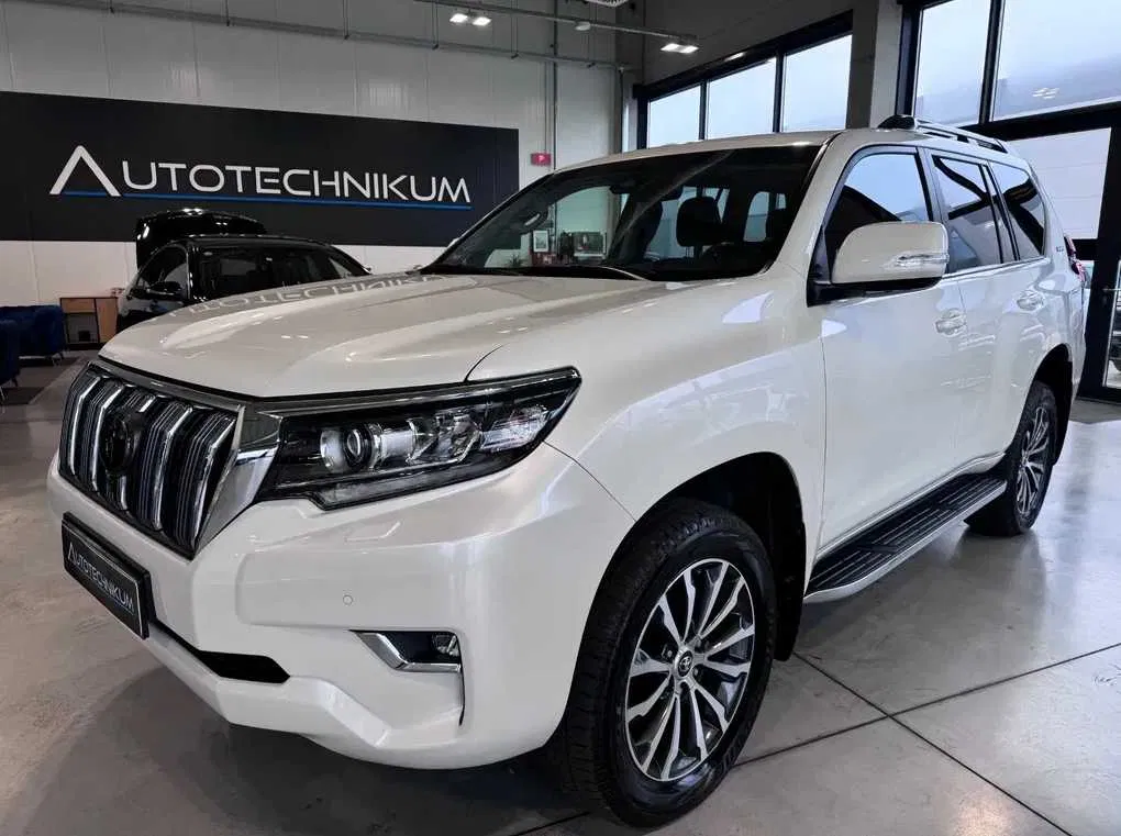 Фото 2019 Toyota Land Cruiser Prado 150