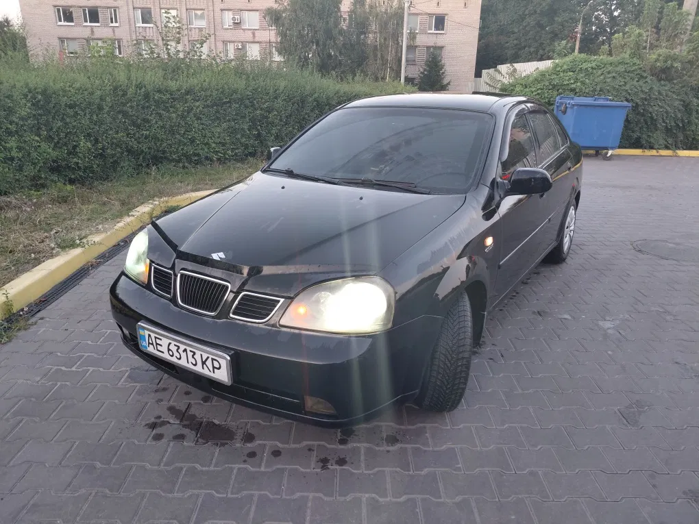 Фото 2004 Chevrolet Lacetti