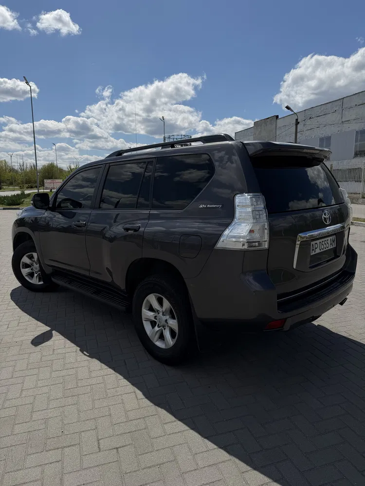 Фото 2012 Toyota Land Cruiser Prado 150