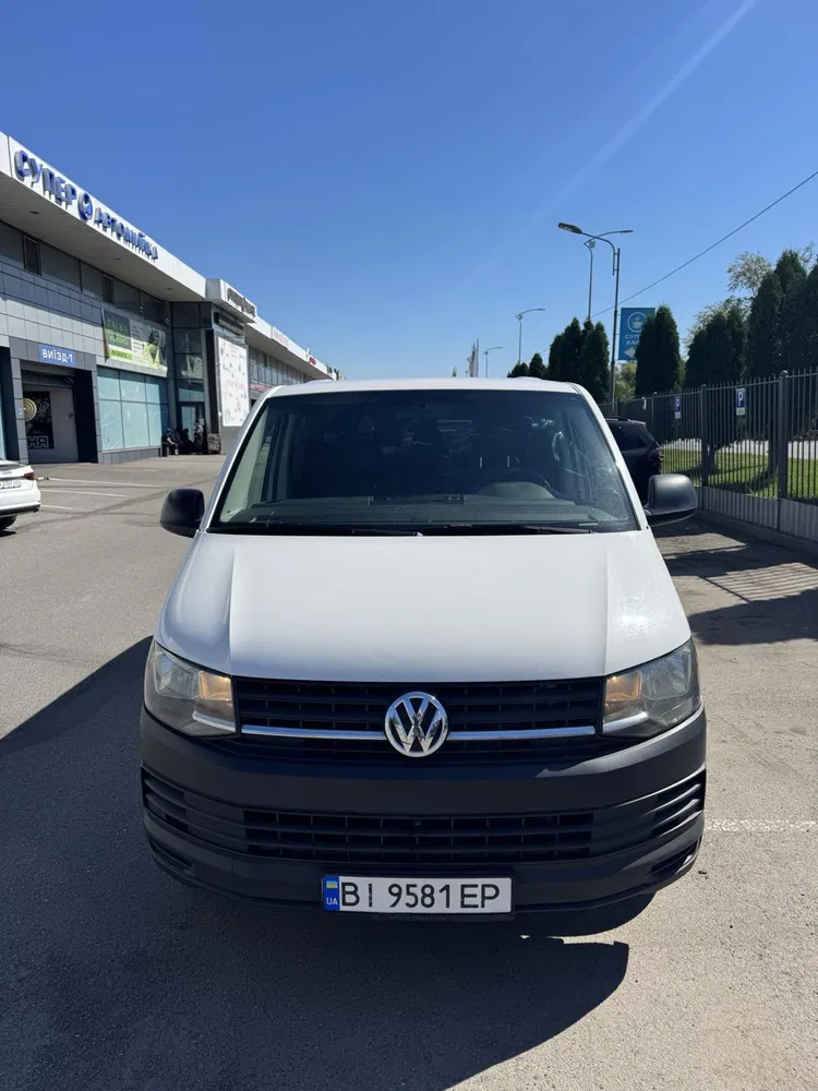 Фото 2017 Volkswagen Transporter
