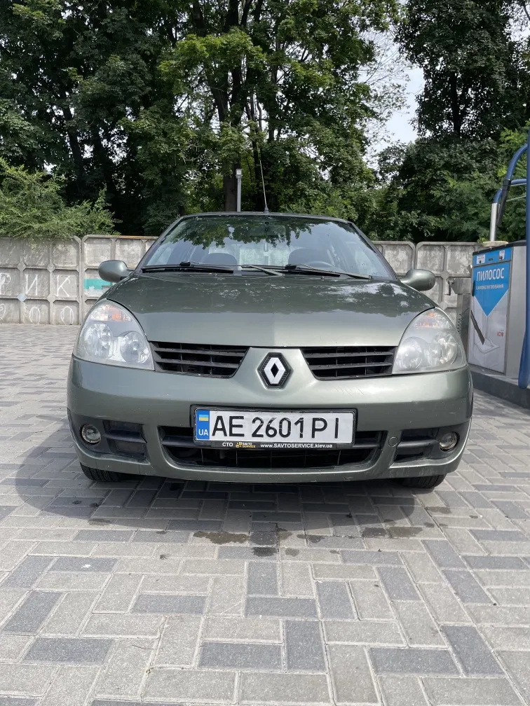 Фото 2006 Renault Clio Symbol
