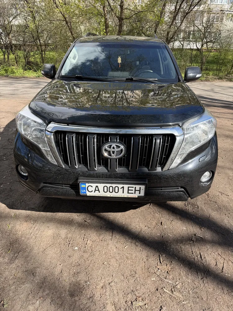 Фото 2015 Toyota Land Cruiser Prado 150