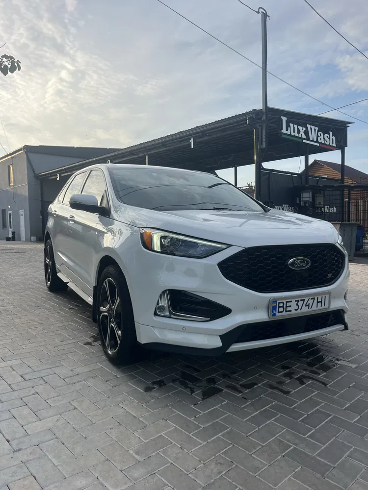 Фото 2021 Ford Edge