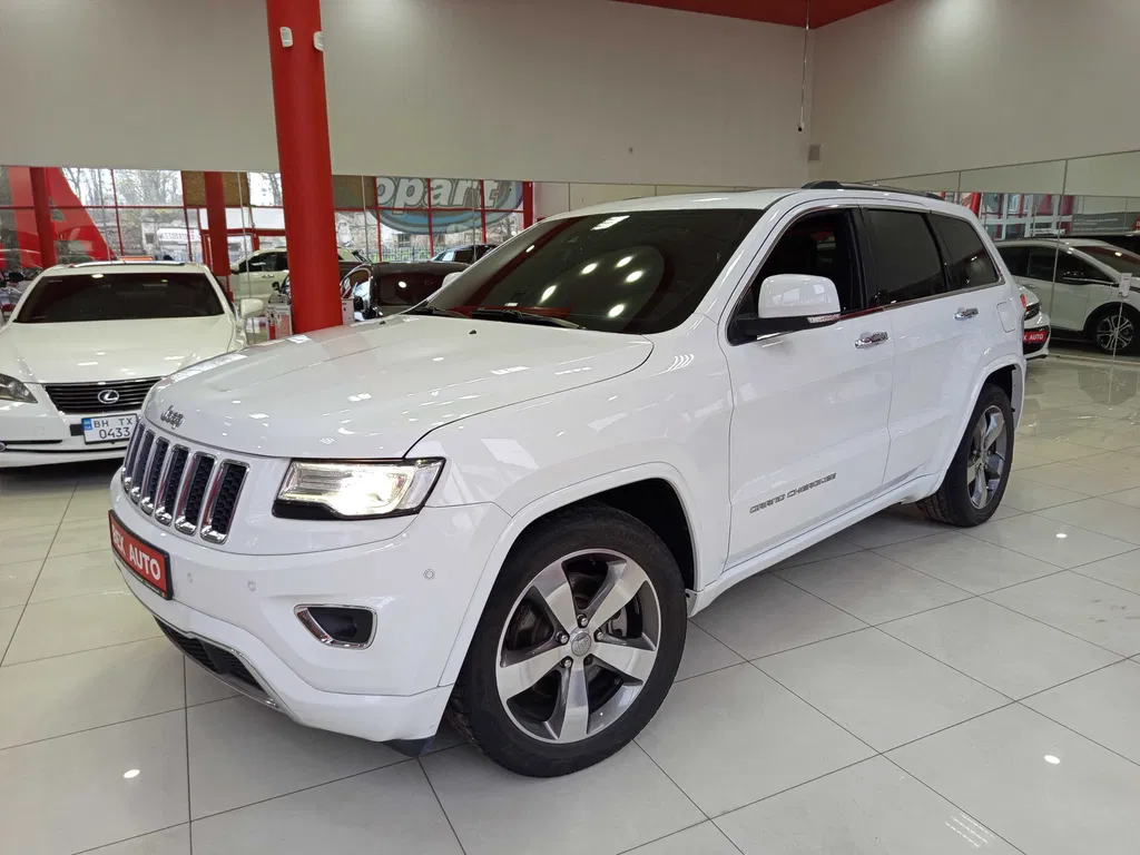 Фото 2016 Jeep Grand Cherokee