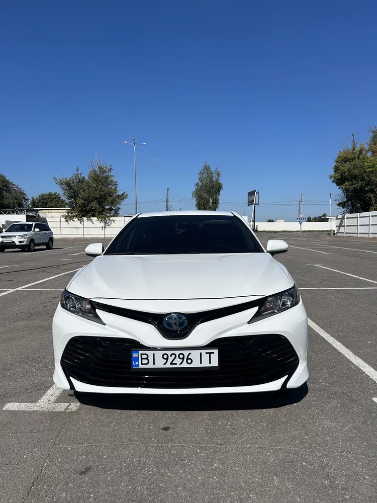Фото 2019 Toyota Camry