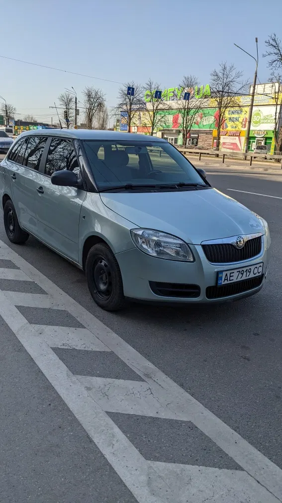 Фото 2009 Skoda Fabia
