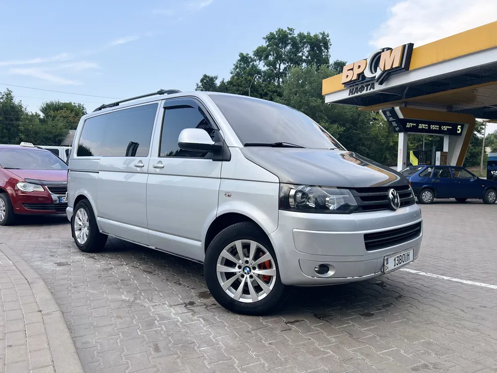 Фото 2011 Volkswagen Transporter