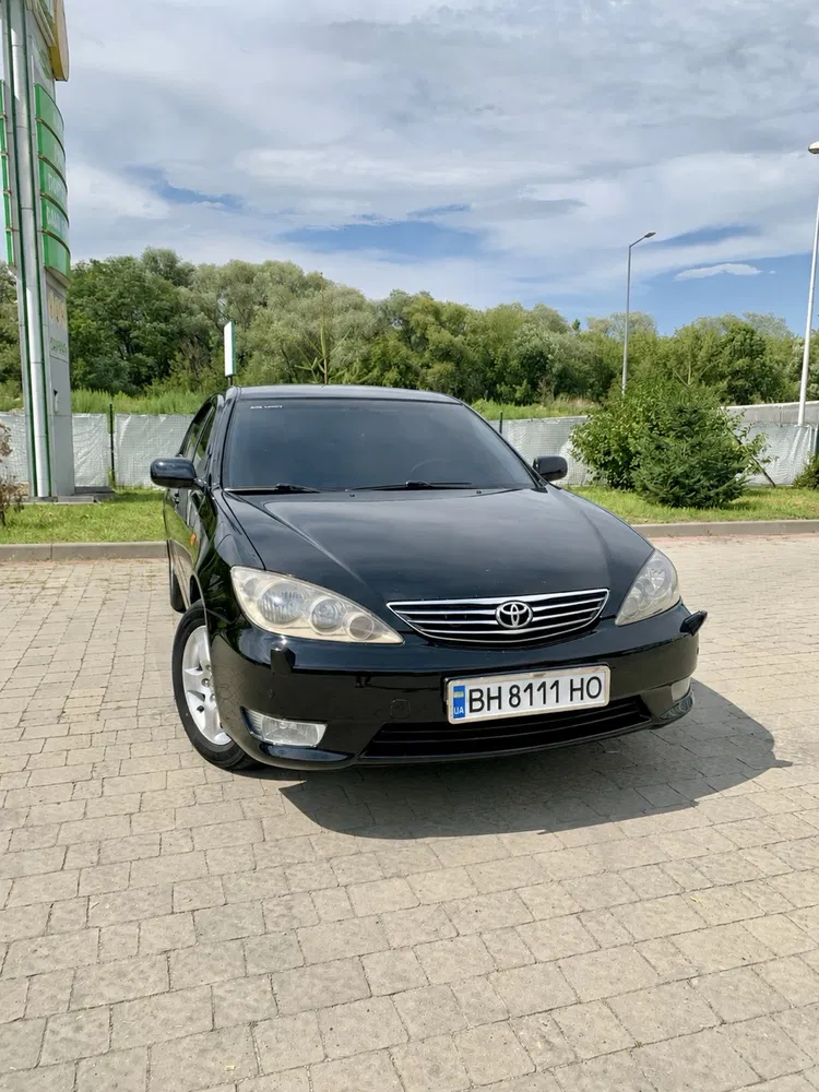 Фото 2004 Toyota Camry