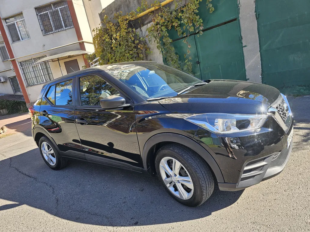 Фото 2020 Nissan Інша