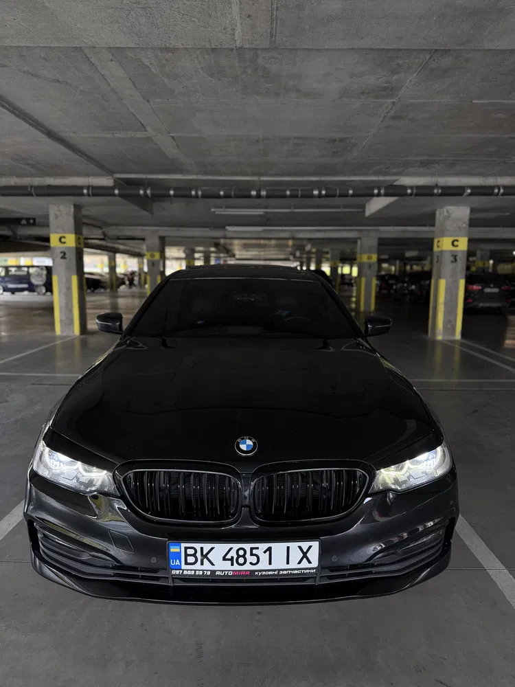 Фото 2017 BMW 5 серія