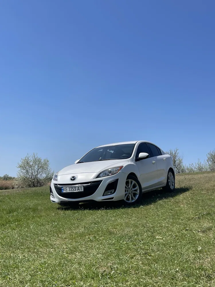 Фото 2009 Mazda 3