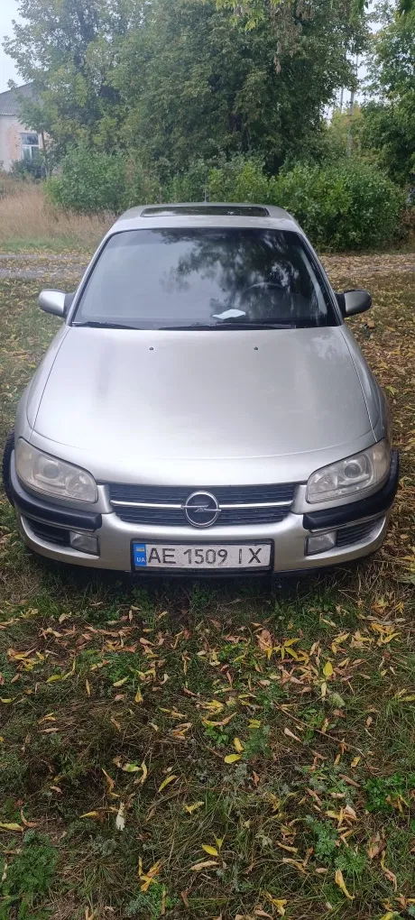 Фото 1996 Opel Omega
