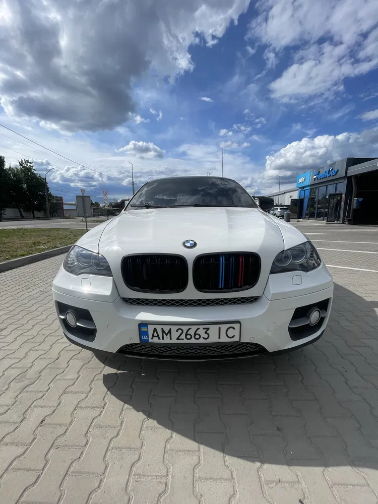 Фото 2008 BMW X6