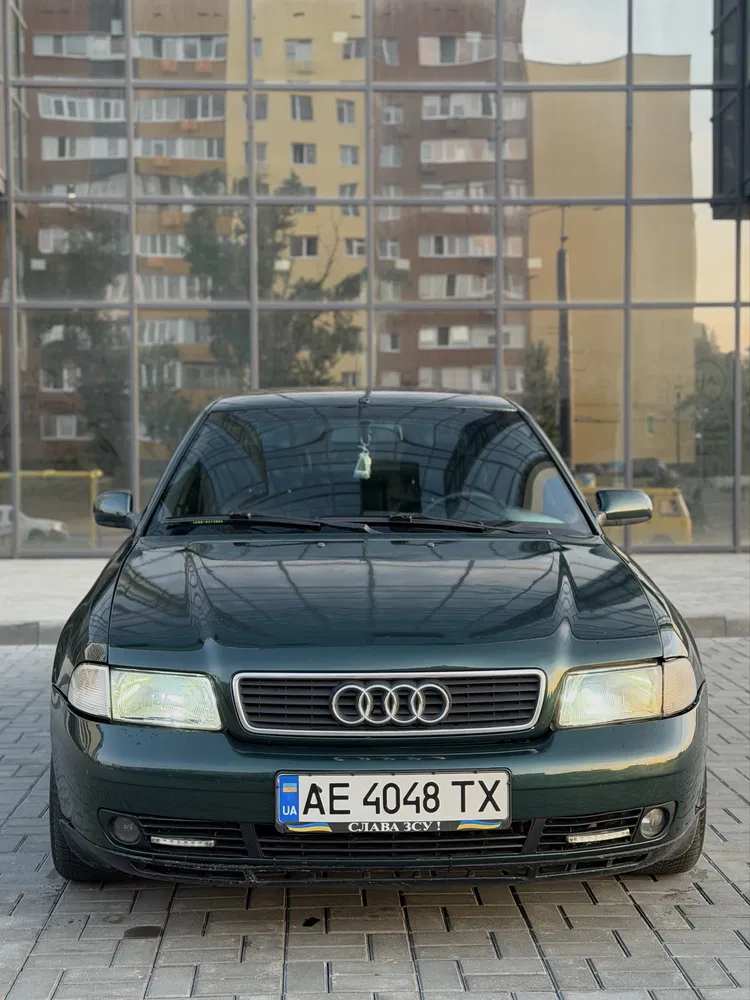 Фото 1996 Audi A4
