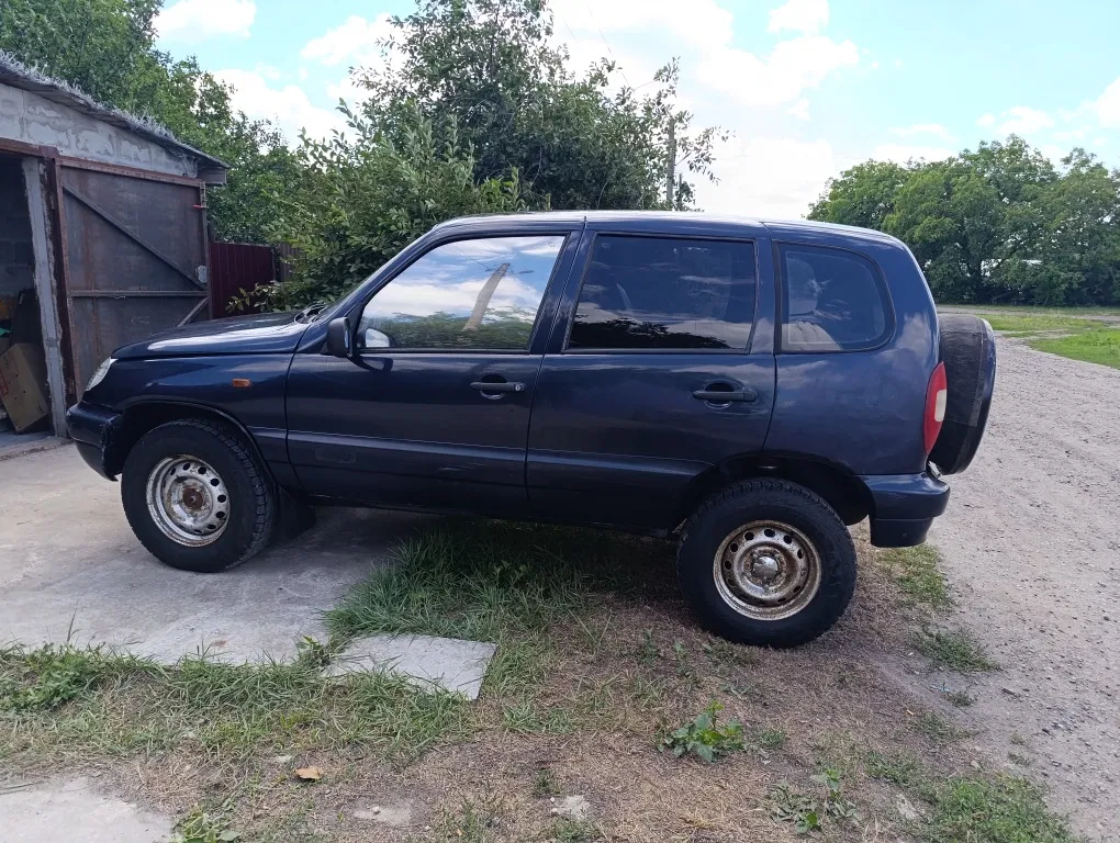 Фото 2004 Chevrolet Niva