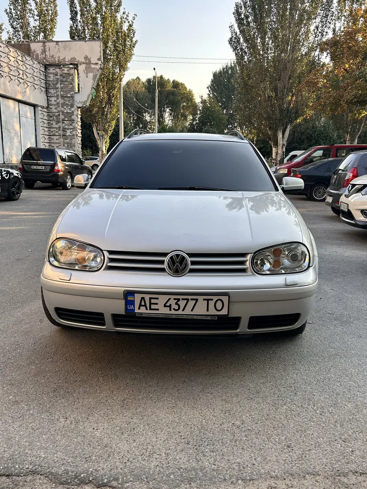 Фото 1999 Volkswagen Golf