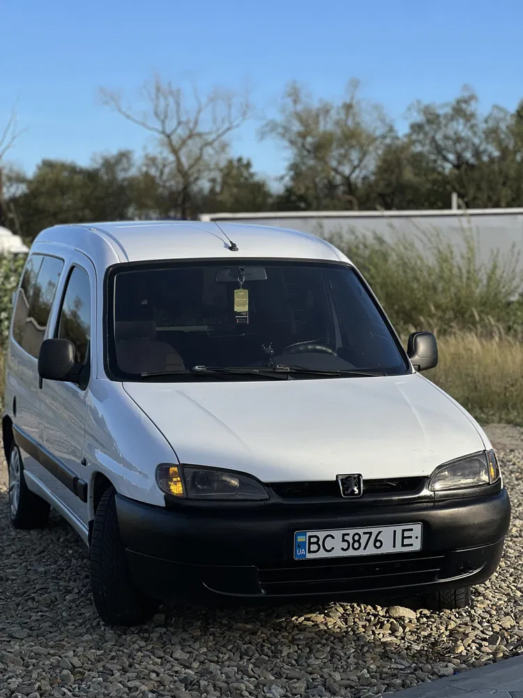 Фото 1999 Peugeot Partner