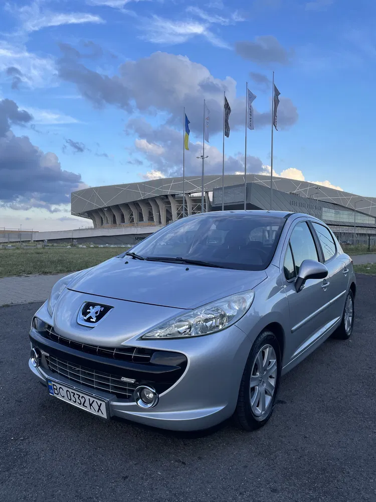 Фото 2007 Peugeot 207