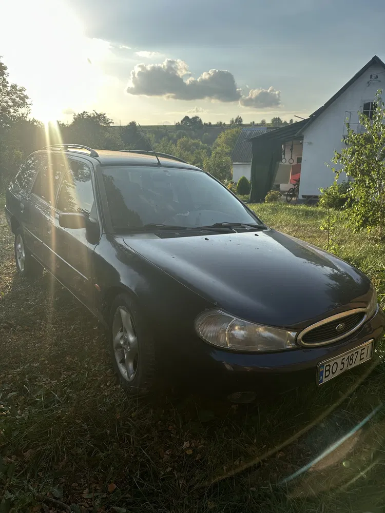 Фото 1999 Ford Mondeo