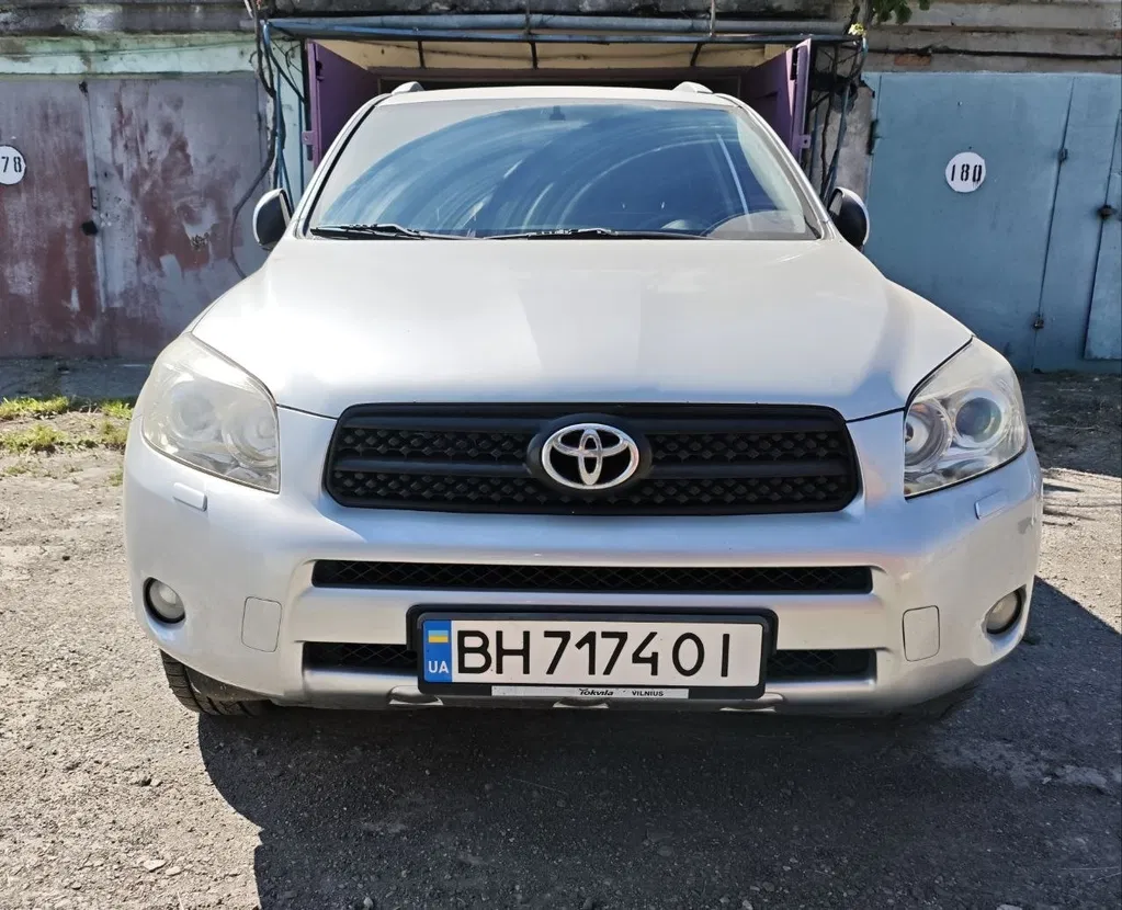 Фото 2006 Toyota RAV 4
