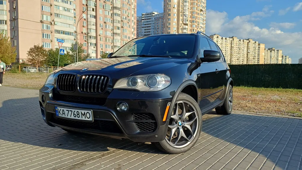Фото 2011 BMW X5