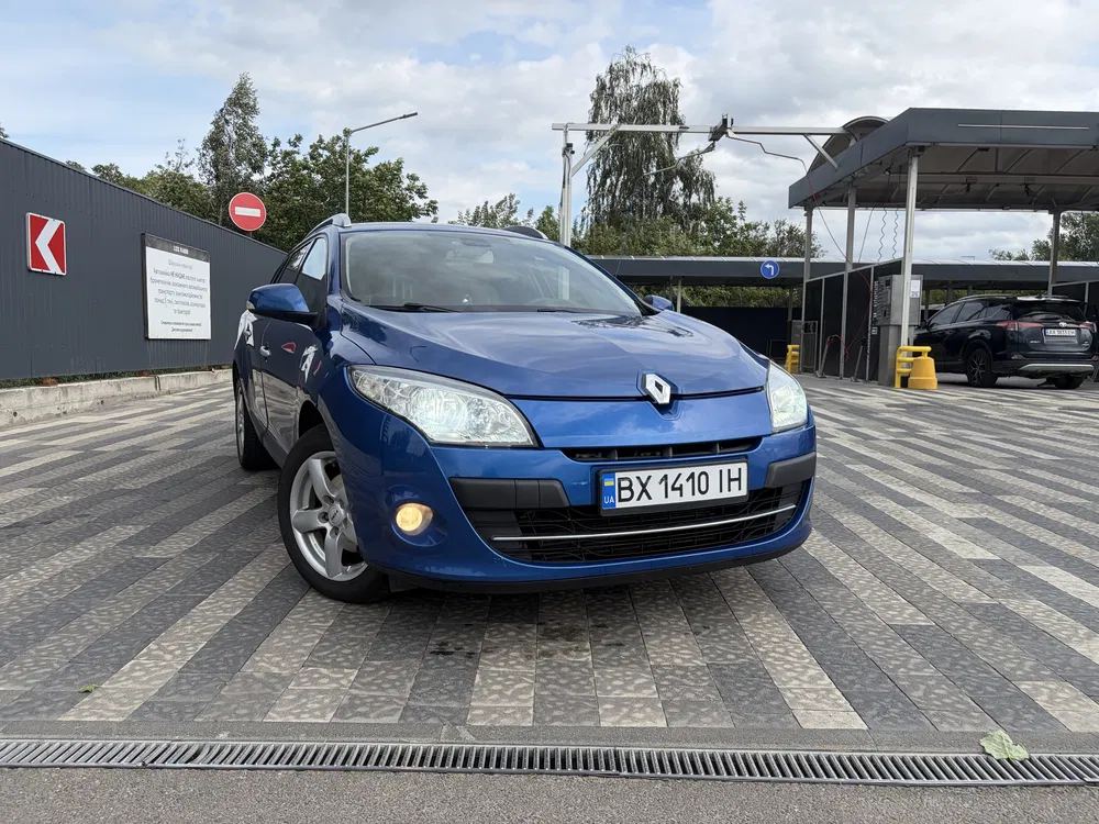 Фото 2010 Renault Megane