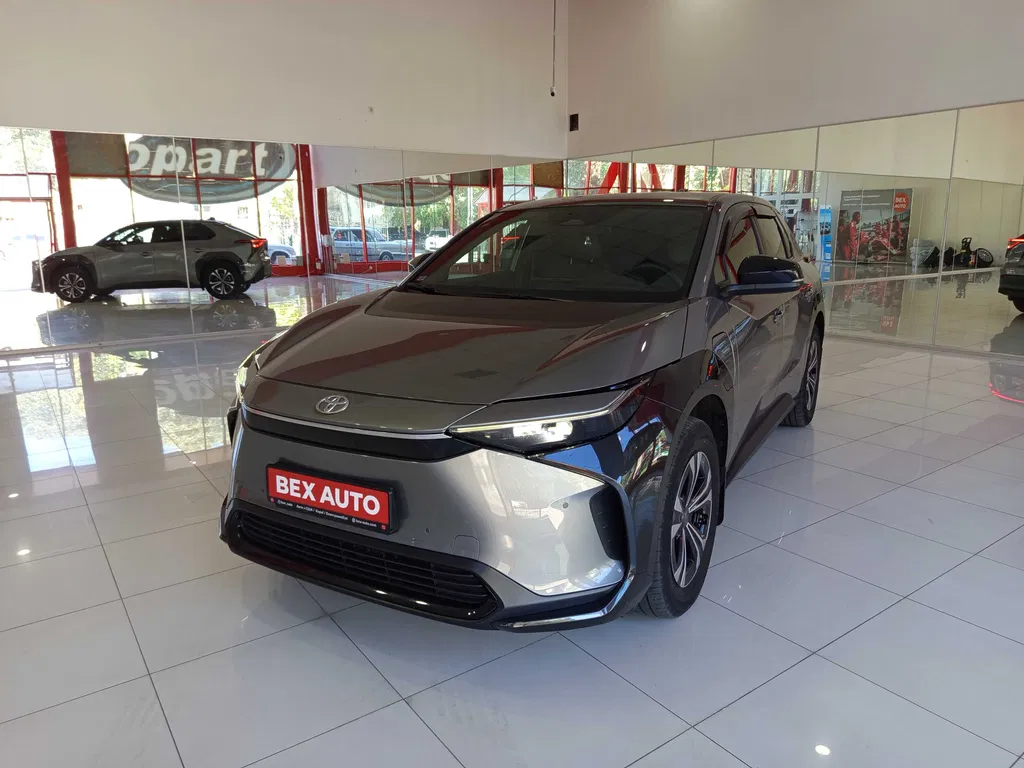 Фото 2022 Toyota Інша