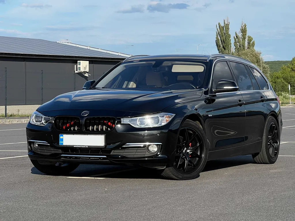 Фото 2013 BMW 3 серія