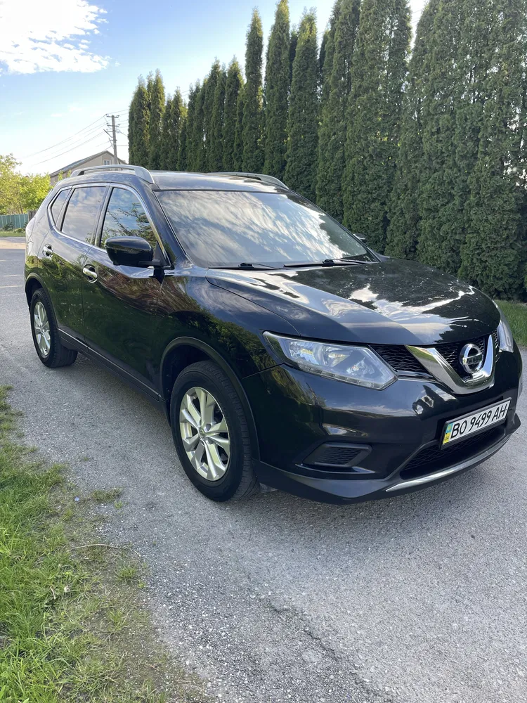 Фото 2016 Nissan Rogue