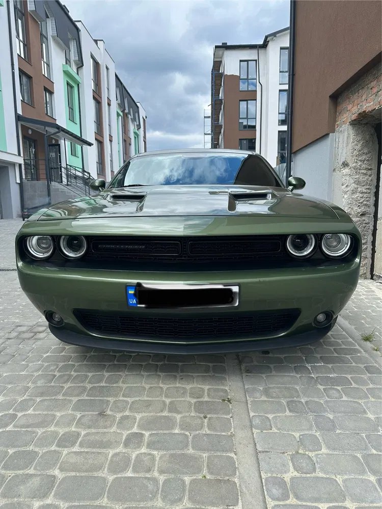 Фото 2018 Dodge Challenger
